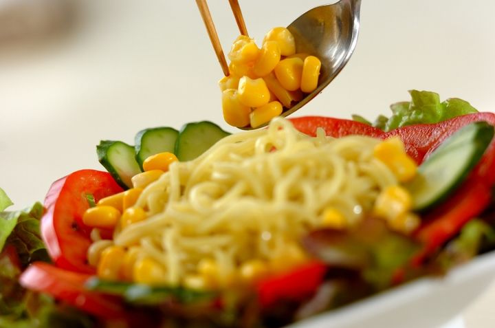 北海道の居酒屋定番！ラーメンサラダの作り方1