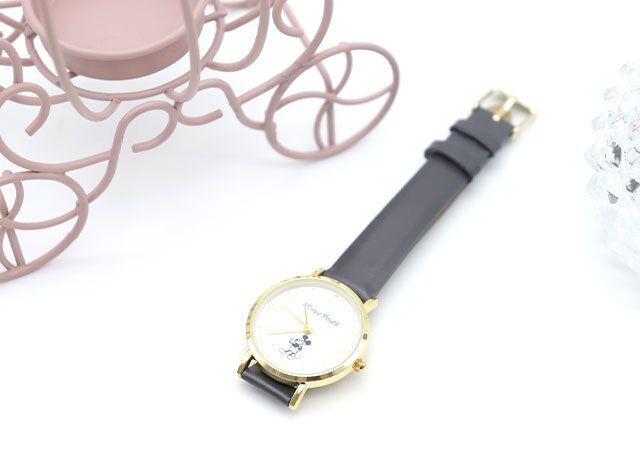 ダイソー レディース腕時計（ミッキーマウス） 高見え