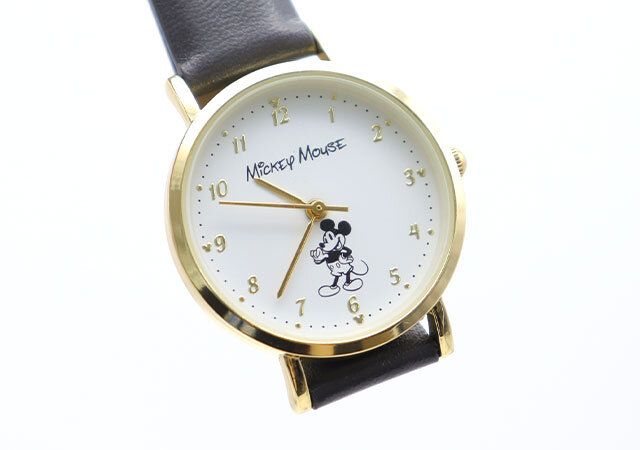 ダイソー レディース腕時計（ミッキーマウス） デザイン