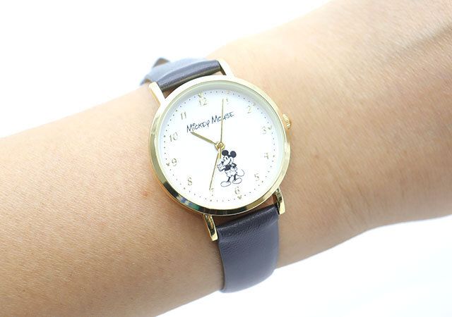 ダイソー レディース腕時計（ミッキーマウス） 使用例