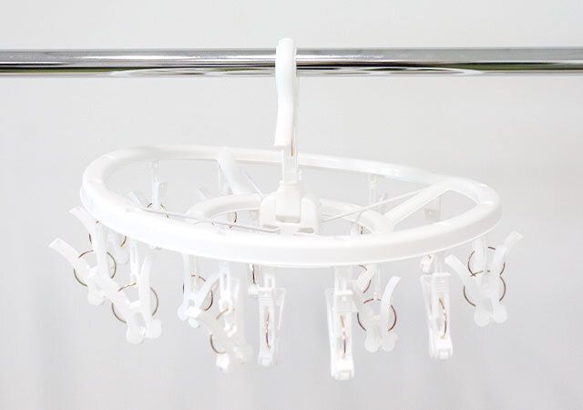 ダイソー 引っ張る取りやすいピンチハンガー（18ピンチ）