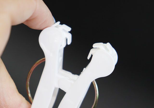 ダイソー 引っ張る取りやすいピンチハンガー（18ピンチ） ピンチ ローラー