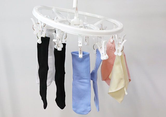 ダイソー 引っ張る取りやすいピンチハンガー（18ピンチ） 使用例