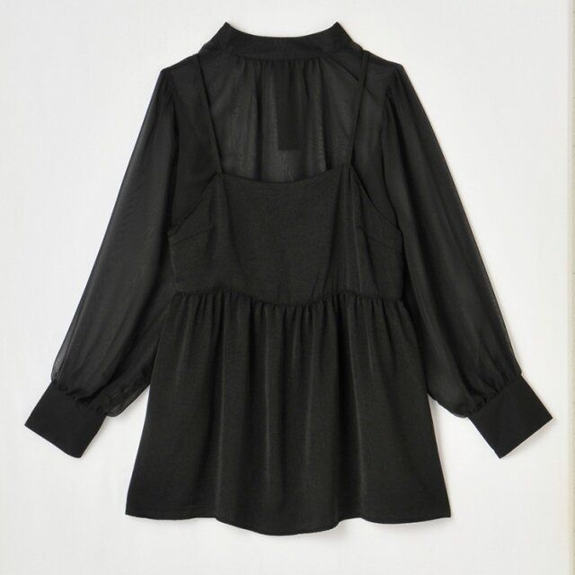 2025しまむらレディース黒ブラウス＆キャミソールセット