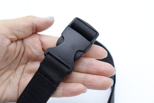 ダイソー 自転車クロスストラップ バックル