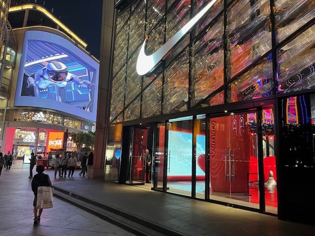 上海のナイキのお店