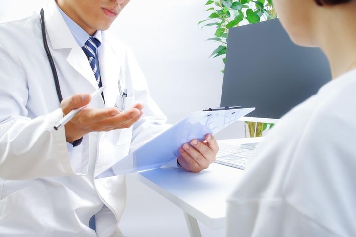 画像: 医師「なぜすぐ来なかったんですか！」健康診断で「血糖値が高い」と言われるも → 様子見した結果