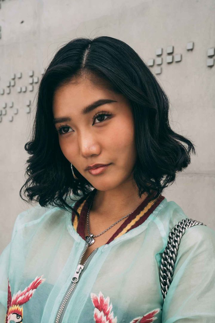 画像3: メンズライクファッションでも、素材やデザインで女の子らしさを表現！