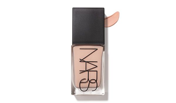 NARS ライトリフレクティング ファンデーション