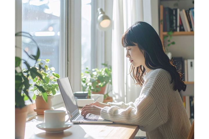 「遅咲き女性が魅力的な理由」共通ポイントとは？（画像はイメージ）