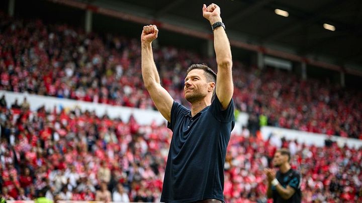 「史上初の無敗優勝」を成し遂げた天才監督、レアル・マドリーの新指揮官に！