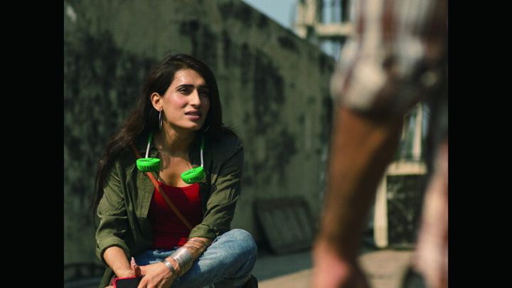 若い夫はトランスジェンダー女性と出会い惹かれていく。『ジョイランド わたしの願い』© 2022 Joyland LLC