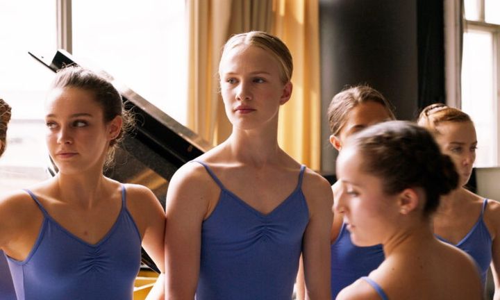 主人公役に抜擢されたのは、当時14歳のビクトール・ポルスター。『Girl／ガール』© Menuet 2018