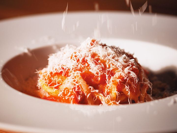 外苑前『tens.』の「淡路島産新玉ねぎのアマトリチャーナ、手打ちのピチ」