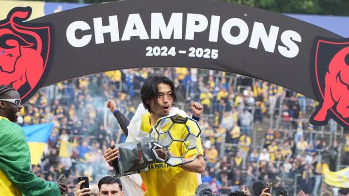 28歳日本人所属の欧州チーム、なんと90年ぶりに優勝！屈辱敗戦の敵ファンも歓喜していたワケ