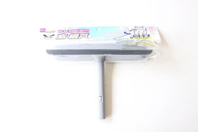 ダイソー 窓・網戸クリーナー（落ち落ちV） パッケージ