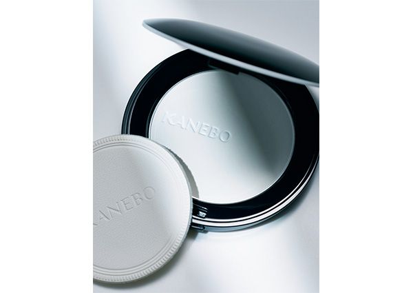 KANEBO クリスタライズドフィックスパウダー