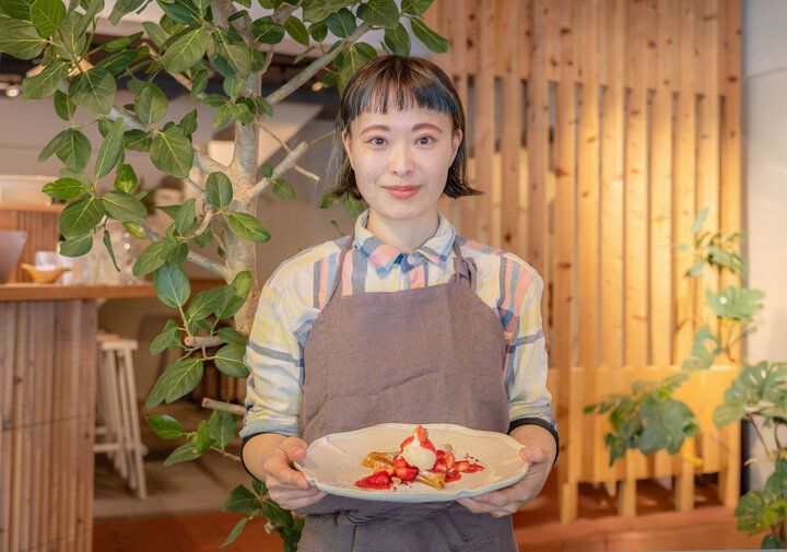 大阪・吹田にオープン。野菜たっぷりのごちそうガレットをいただきに「クレープリーオーンズ」