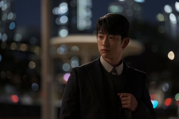 パク・ジニョン