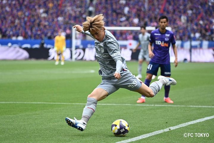 FC東京が“NEW BALANCEグレー”を祝う限定ユニフォームを発表！選手の「着こなし案」もご紹介