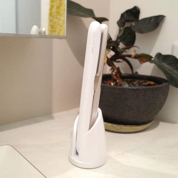 CARE PRO DEEP〉トリートメント浸透促進器