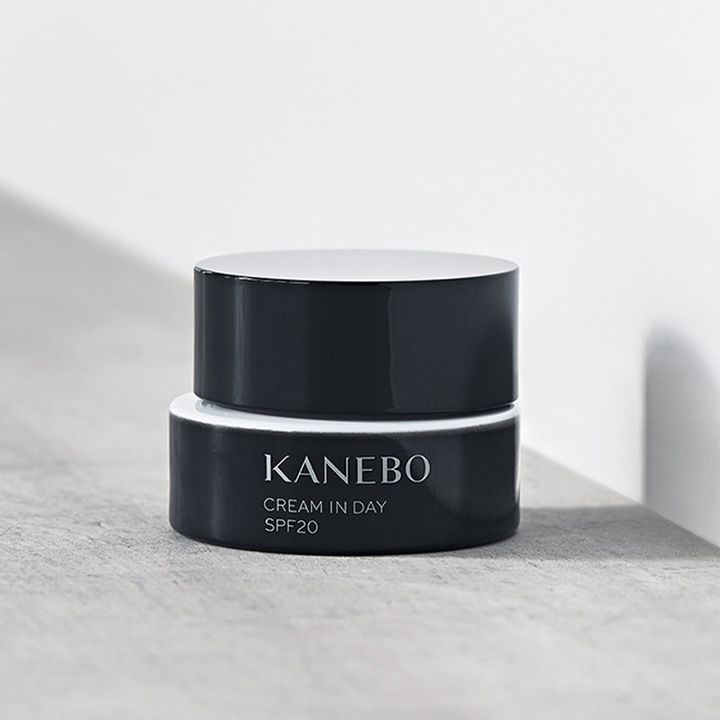 KANEBO のクリーム イン デイ