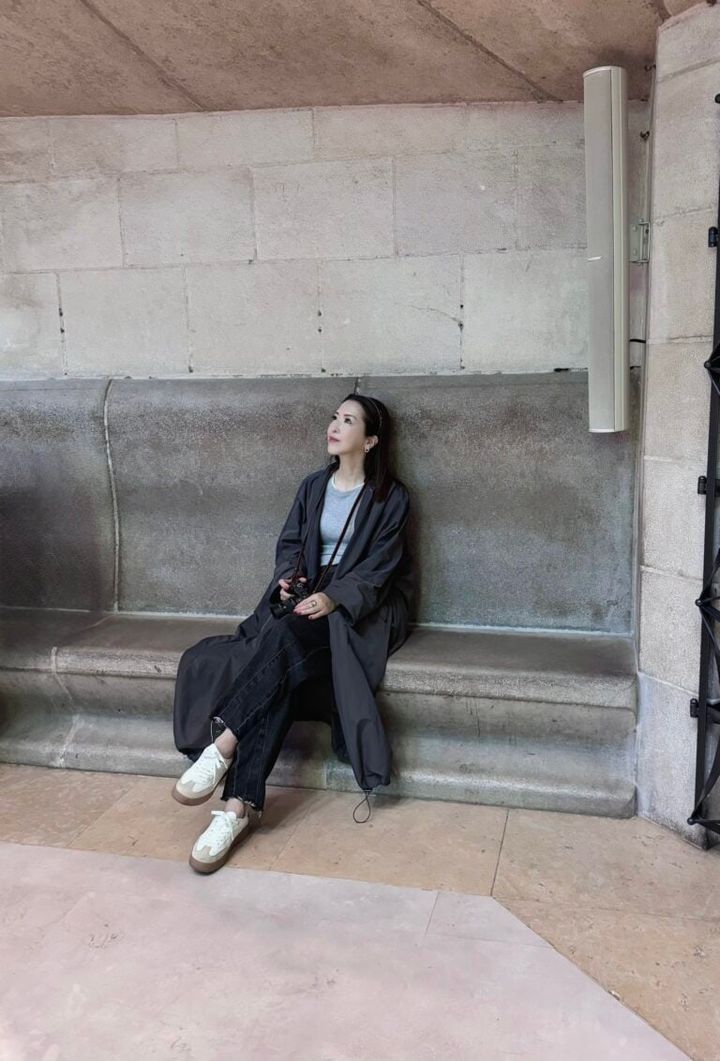 Coat … ZARA Tops … ZARA Denim … CADUNÉ Shoes … ZARA