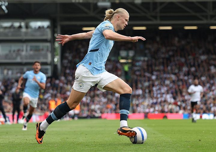 NIKE、“ドクロマーク”の伝説的サッカースパイクが電撃復刻！スター選手たちが試合で次々着用