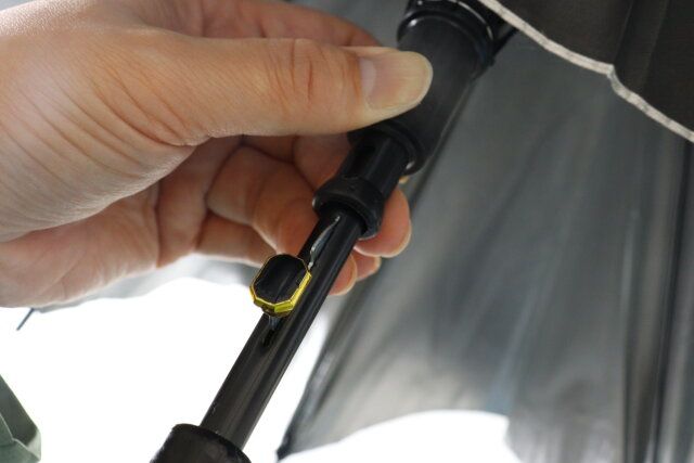 ダイソー晴雨兼用ジャンプ傘ボタン