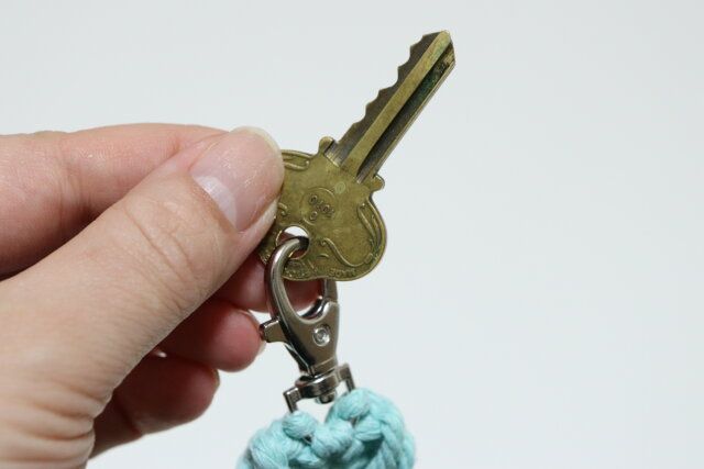 ダイソー手編み風ハートキーホルダー鍵