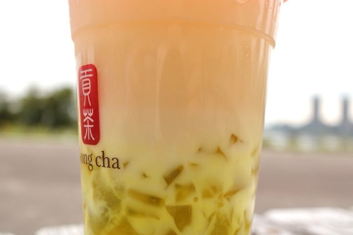 レッツ！シャインマスカット ヨーグルミルクティー