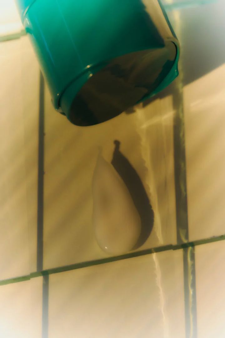 『アヴェダ』「ボタニカル リペア ボンドビルディング プレシャンプー トリートメント」UV ヘアケア