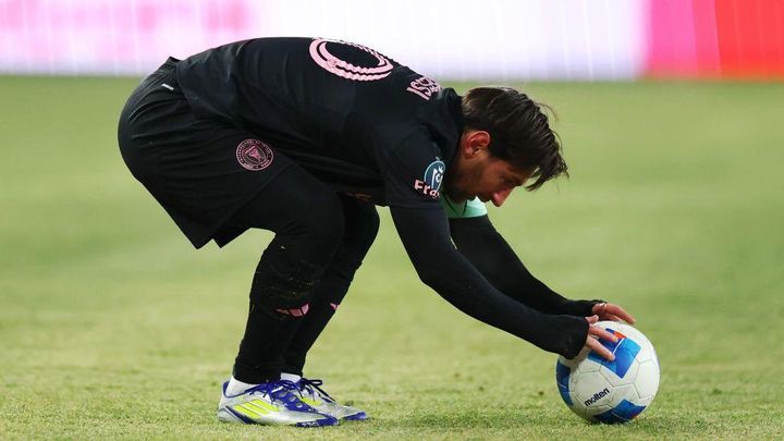 AIが選出した「サッカー史上最高のフリーキッカー」5名