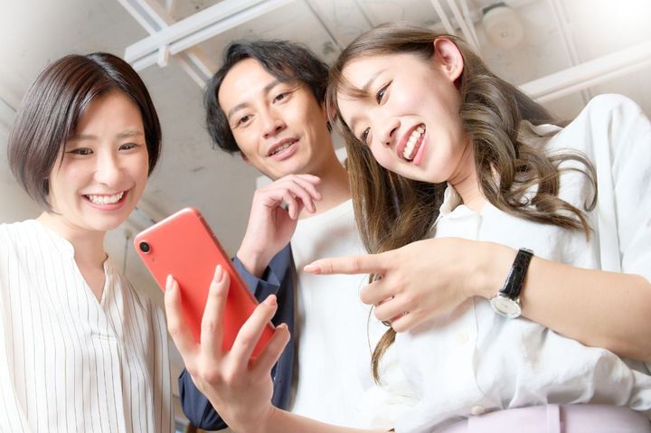 写真を見せられたとき、どう反応してる？