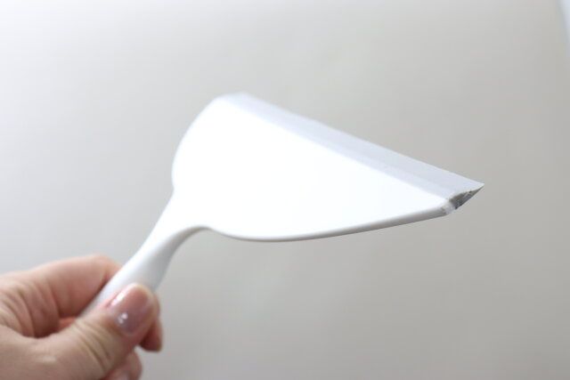 ダイソー 水切り窓ワイパー サイズ感