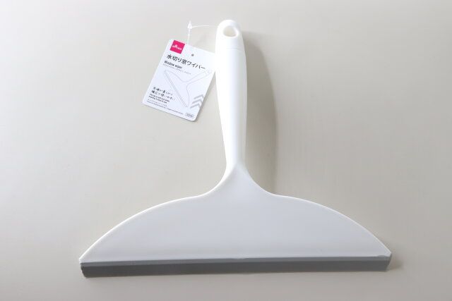 ダイソー 水切り窓ワイパー 商品タグ