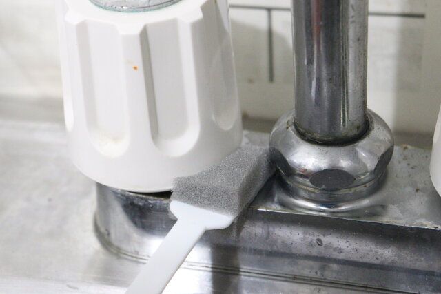 スポンジスティック 使用例 蛇口