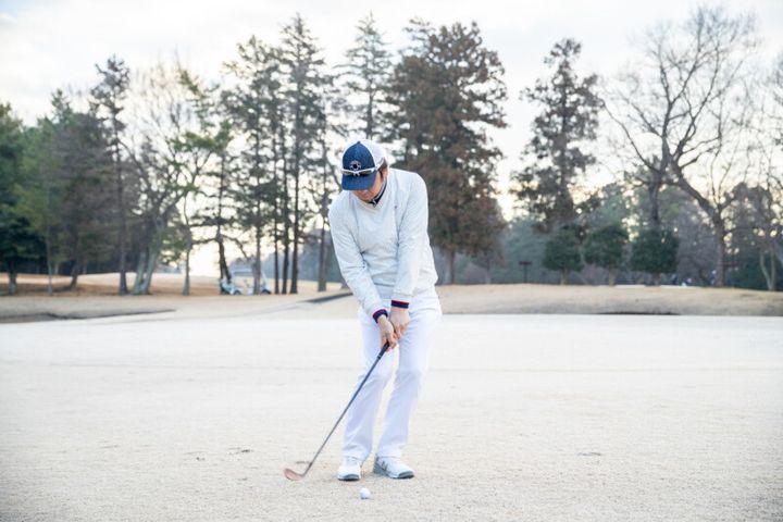 アプローチが難しいならパターを使ってみて！“パター名人”が状況別に解説