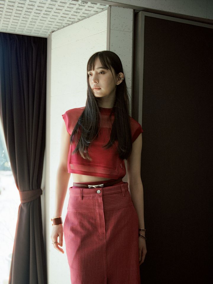 エルメス × 井桁弘恵