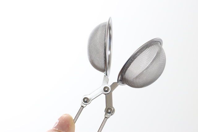 ハンディティーストレーナー 開く