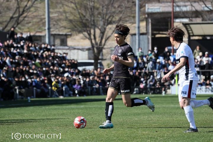 【インタビュー】Jリーガーが“禁断の移籍”について激白！「お世話になった方がいいと感じました」