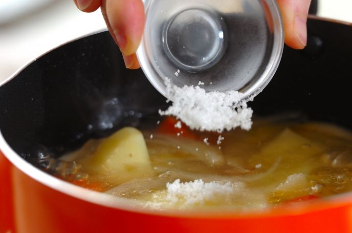 ホクホク！肉なし肉じゃがの作り方2