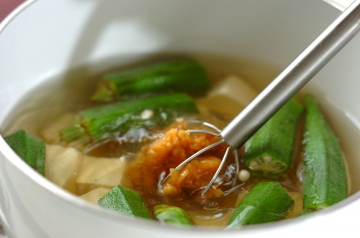 オクラと豆腐のみそ汁の作り方2