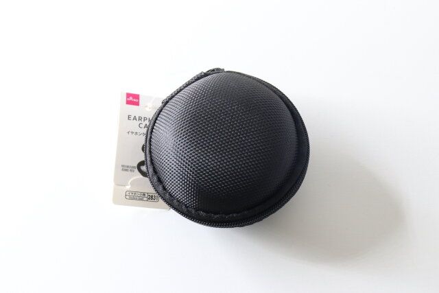 ダイソー イヤホンケース 丸形 商品タグ