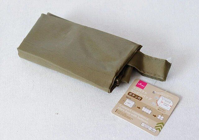 ダイソー コンパクト コンビニバッグ（ボタン付き） パッケージ