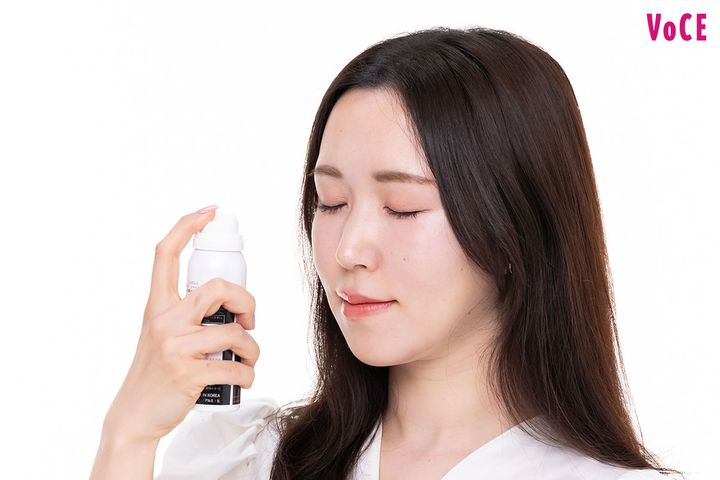 【日焼け止めの正しい塗り直し方】メイクの上から手軽に直せるコツとおすすめコスメ15選