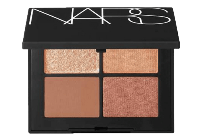 キラキラしてかわいい！今っぽいメイクになる春コスメと簡単テクニック