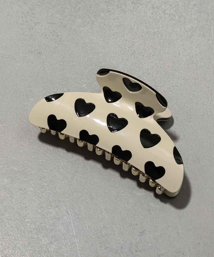 画像1: 出典：3COINS