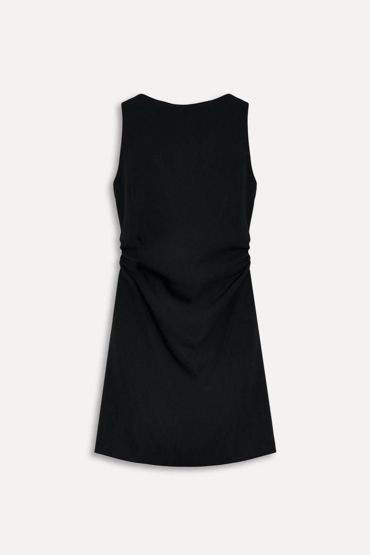 画像2: 出典：ZARA