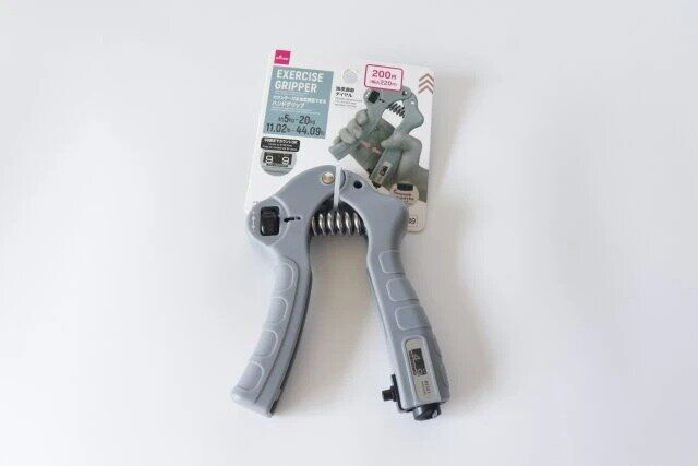 ダイソー 強度調整できるハンドグリップ パッケージ